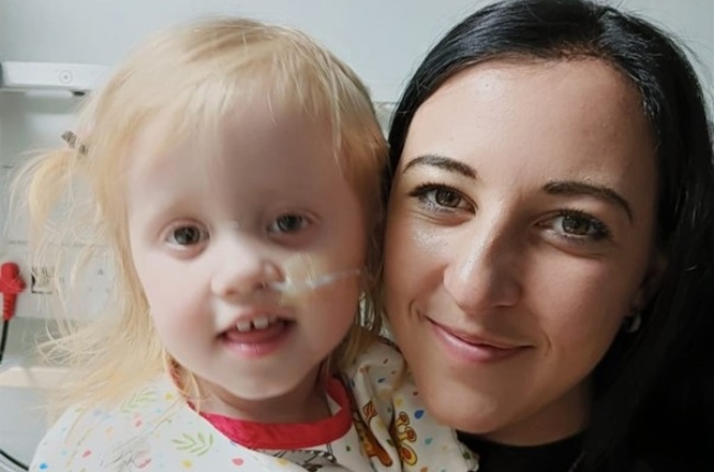 Amanda van der Bank is desperate to find out what's triggering her daughter Zellie's epileptic fits. (PHOTO: Supplied)