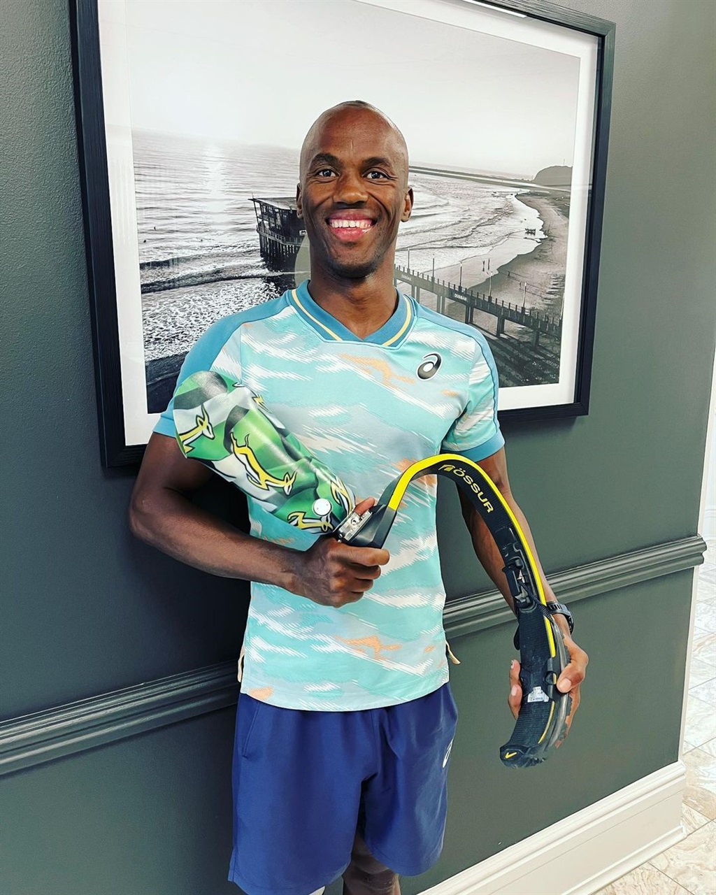 Inspiring Para-triathlete, Mhlengi Gwala, paid a visit to the Mamelodi Sundowns training facilities to give the players that extra bit of motivation.