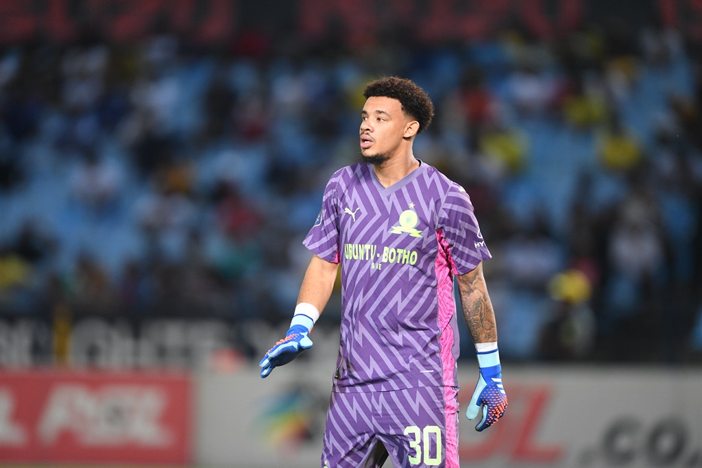PRETORIA, SOUTH AFRICA - MARCH 12 ; Ronwen Williams of Mamelodi Sundowns during the DStv Premiership match between Mamelodi Sundowns and SuperSport United at Loftus Versfeld Stadium on March 12, 2024 in Pretoria, South Africa. (Photo by Lefty Shivambu/Gallo Images)