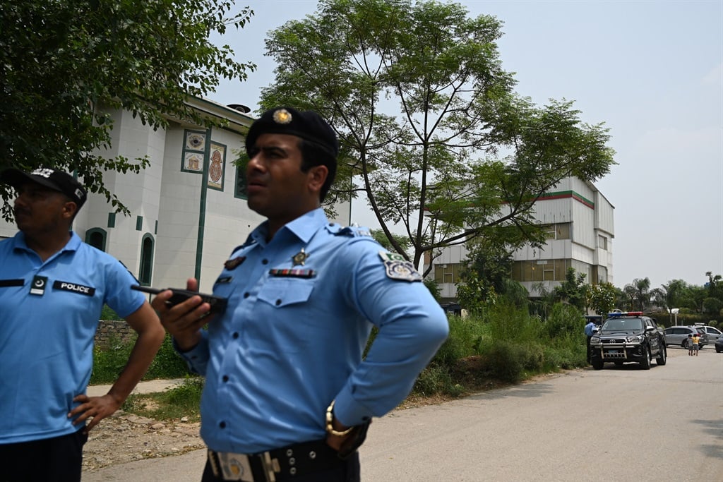 Gunmen killed at least 22 people in southwest Pakistan on Monday.(Aamir Qureshi / AFP)