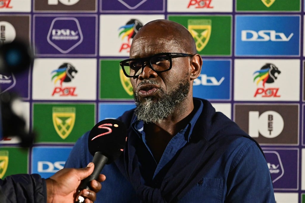 HAMMERSDALE, SOUTH AFRICA - APRIL 03: Steve Komphela, head coach of Golden Arrows FC during the DStv Premiership match between Golden Arrows and SuperSport United at Mpumalanga Stadium on April 03, 2024 in Hammersdale, South Africa. (Photo by Darren Stewart/Gallo Images)