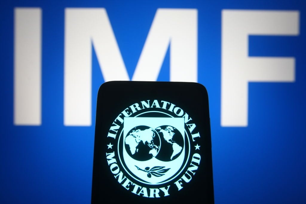 The International Monetary Fund sees "downside risks" to the global economic rebound it forecast for this year and next, and is concerned that new coronavirus variants may hinder the recovery, its chief economist said. 