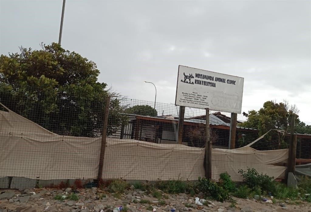 Infrastructure at the Mdzananda Animal Clinic in Khayelitsha was damaged by devastating storms. (Supplied/Mdzananda Animal Clinic)