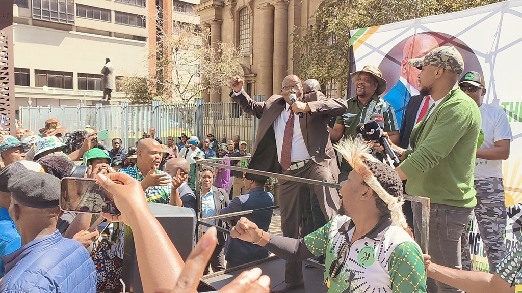 Former president Jacob Zuma told his supporters outside Joburg High Court that the law discriminated against him. Photo by Mfundekelwa Mkhulisi