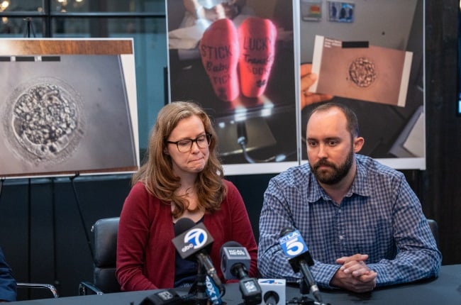 Brooke Berger and Bennett Hardy are one of nine couples suing Ovation Fertility clinic for implanting embryos that had been exposed to hydrogen peroxide. (PHOTO: Gallo Images/Getty Images) 