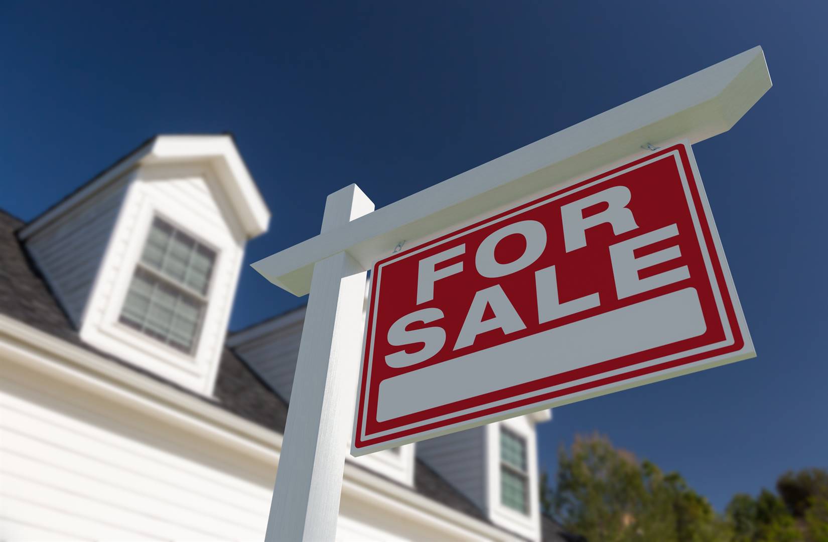 Sellers facing a market with higher interest rates should be prepared to adjust their prices. 