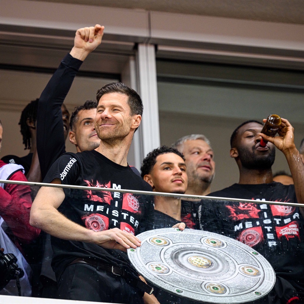 Bayer Leverkusen head coach, Xabi Alonso celebrati