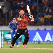 Over 500 runs pummelled as Sunrisers beat RCB in IPL scoring fest