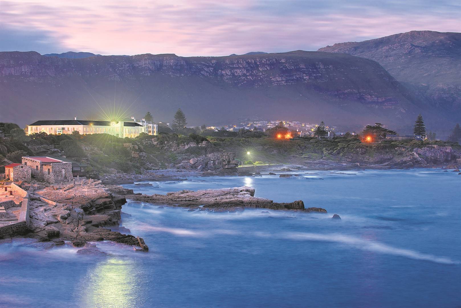 The Marine Hotel in Hermanus will join forces with some of the region’s most prestigious wine estates to offer a series of gourmet wine and food dinners during the upcoming months.