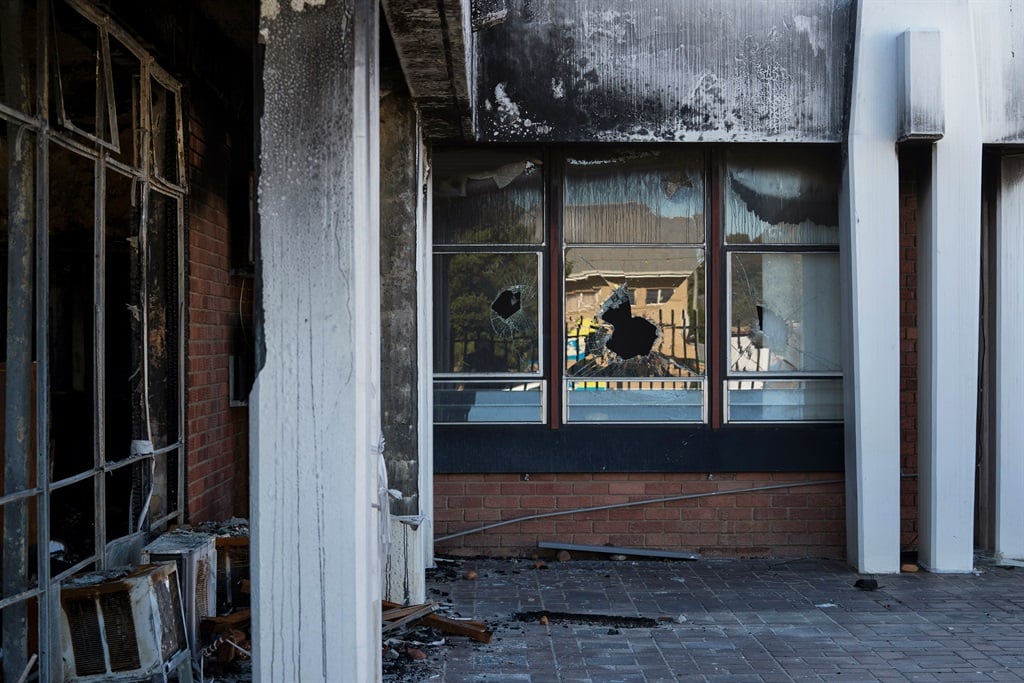 Swellendam Municipal Head Office damaged during un