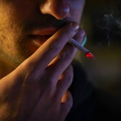 Niemand wat ná 2009 gebore is, mag sigarette koop – Britse wetsontwerp