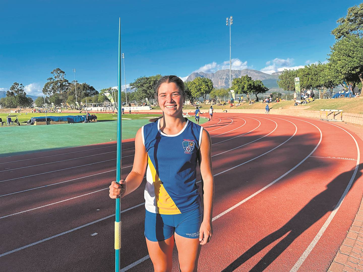 Nicola van der Merwe, a Western Cape and Boland athlete, broke the under-15 girls’ javelin record at the recent Autumn National School Sports Championship held in Paarl. The Grade 9 Rhenish Girls’ High School learner recorded a 53,36 m, breaking the record of 50,63 m set in 2016.