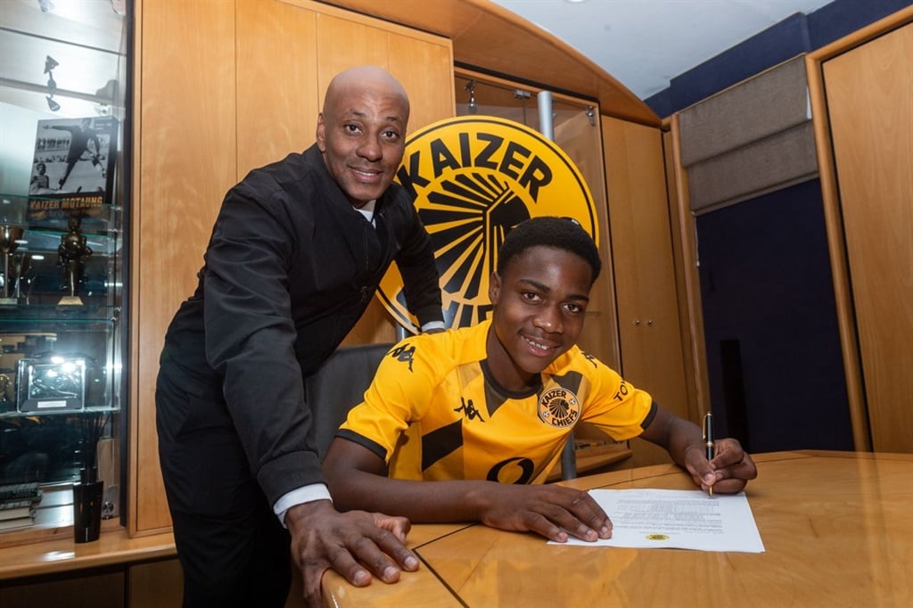 Sport | 'It's always been my dream': Teenage prodigy Vilakazi signs long-term deal with Chiefs