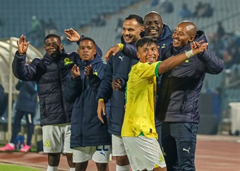 Downs to pave way for Allende’s Messi golden reward