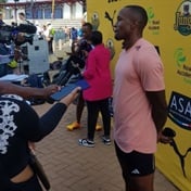 Simbine poses a question of style over sprinting prodigy Bayanda Walaza's running gait