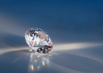 Anglo-owned De Beers sees 15% drop in diamond sales