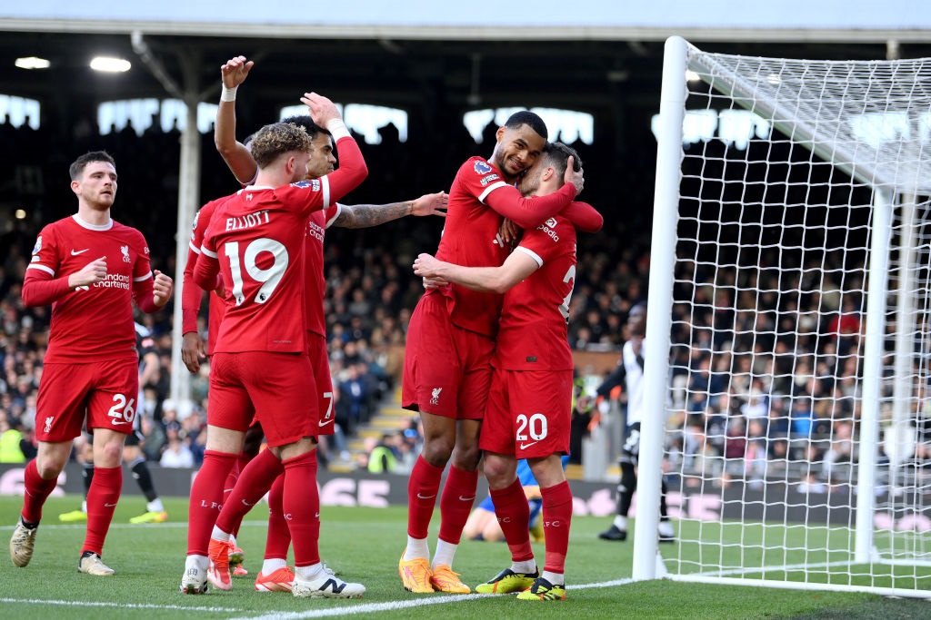 LONDON, ENGLAND - APRIL 21: Diogo Jota of Liverpool celebrates with Cody Gakpo after scoring his teams third goal during the Premier League match between Fulham FC and Liverpool FC at Craven Cottage on April 21, 2024 in London, England. (Photo by Justin Setterfield/Getty Images)