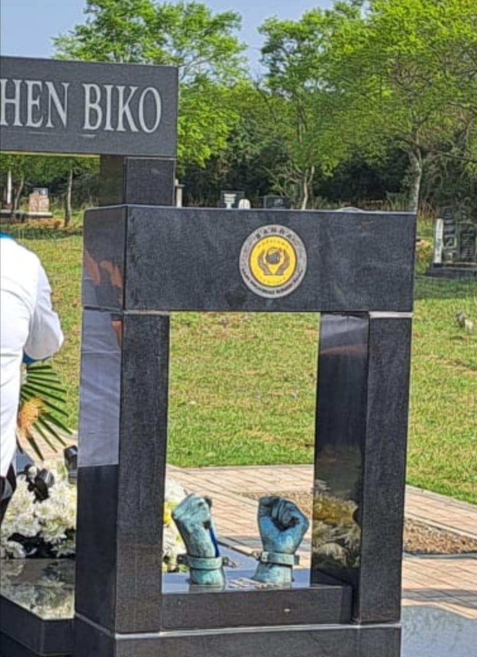 Steve Biko's gravesite tombstone before being vand