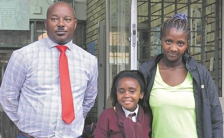 Isaac Booi Primary School principal Ludwe Memese (left), and Siphokazi Mzizi (right), mother of Luchumile Mzizi (middle), plead to help Luchumile to get funds for a brain tumour operation.       