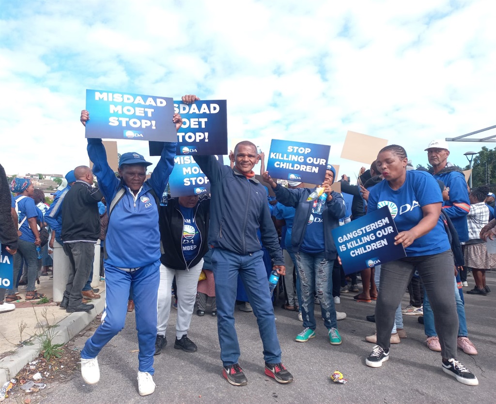 News24 | WATCH | DA marches in Gqeberha for slain toddler but residents remain indifferent at 'election attention'