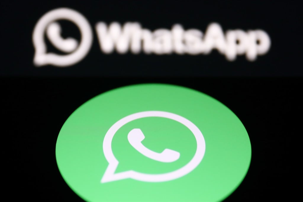 WhatsApp has changed its interface a little, and users are not happy. 