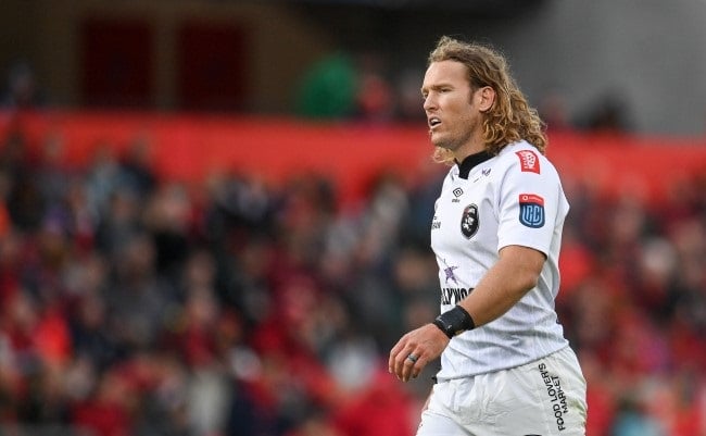 Sport | Plumtree snr comes out tops as Bok-laden Sharks down Scarlets