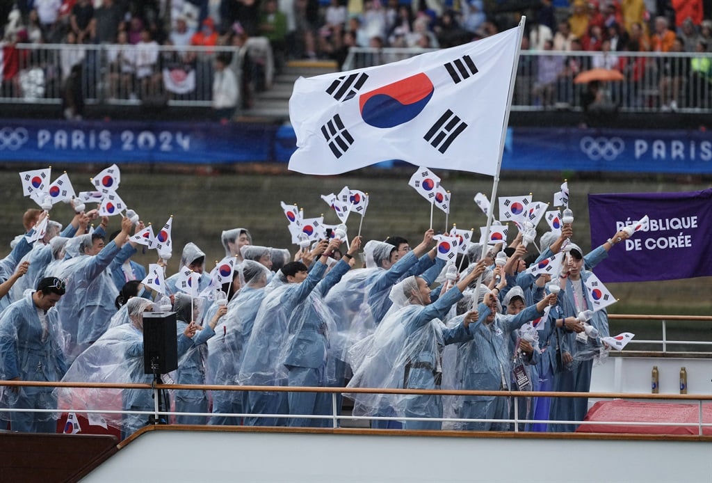 News24 | South Korea expresses regret after athletes introduced as North Korea at Paris Olympics opening