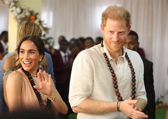 PHOTOS | Harry and Meghan visit school in Nigeria, kick off three-day Invictus drive
