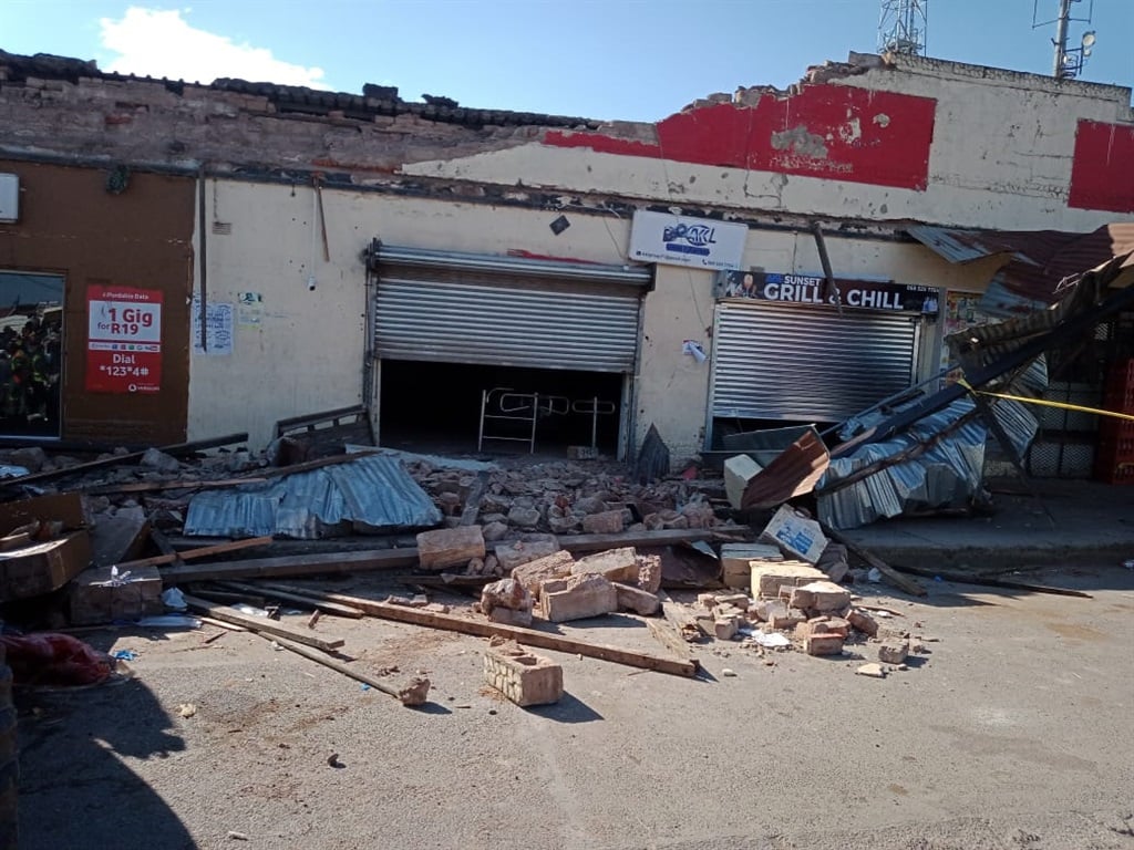 Five people were killed and 15 injured when a store wall collapsed in Ngcobo, Eastern Cape province on Friday. 