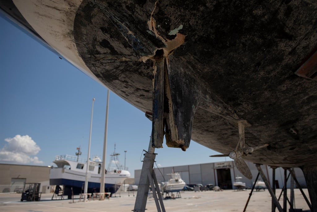 The rudder of a yacht damaged by killer whales while sailing in the Strait of Gibraltar, seen in May 2023 during repairs. (JORGE GUERRERO / AFP)