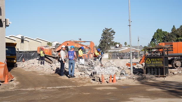 <p>EMS workers are still on the scene at the site where a building collapsed in George, Western Cape.&nbsp;</p><p><em>Photo: Alfonso Nqunjana/News24</em></p>