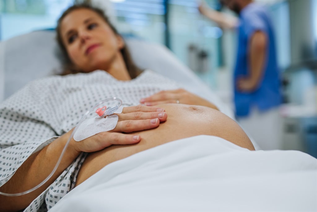 Caesarean rates should range between 10% and 15%. In South Africa rates are much higher in both public and private sector hospitals, respectively accounting for 28.8% and 75% of all births between 2020 and 2022. (Photo: Getty Images/ 	Halfpoint Images)