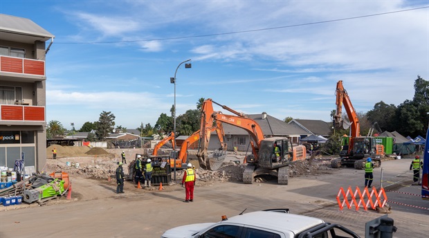 <p>Efforts to clear the rubble continue at the site where a building under construction collapsed last week.&nbsp;</p><p><em>Photo by:&nbsp;Alfonso Nqunjana/News24</em></p>