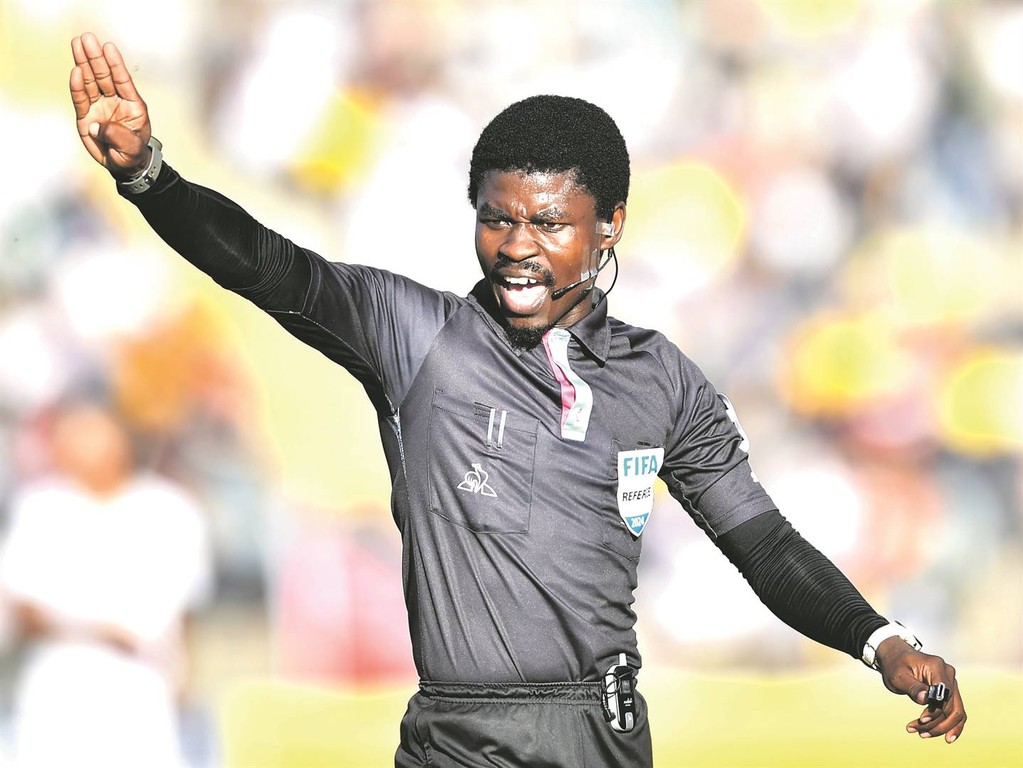 The referee has been suspended for failing to send off Mamelodi Sundowns defender Divine Lunga.          