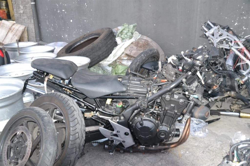News24 | Busted in Bellville: Police recover stolen, dismantled motorcycles worth R1 million