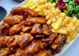 RECIPE | Sticky chicken wings and chips