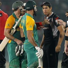 Tempers flared as wickets fell, New Zealand vs South Africa. (AFP)
