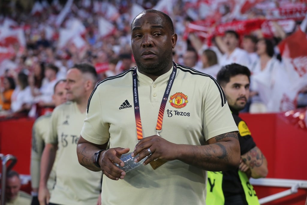 Benni McCarthy to stay at Man United, with Ten Hag reportedly set to get owners' blessing | Sport