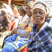 PICS: Gogos not happy with voting system!   