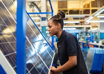 Free training kicks off in Cape Town to teach young workers much-needed solar skills