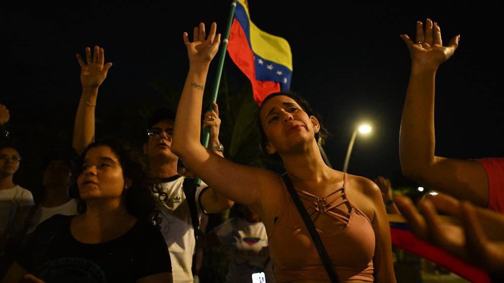 Demonstrators protest Venezuelan President Nicolas