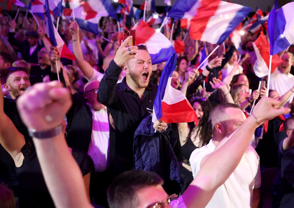News24 | Historic win for far right in French first-round vote