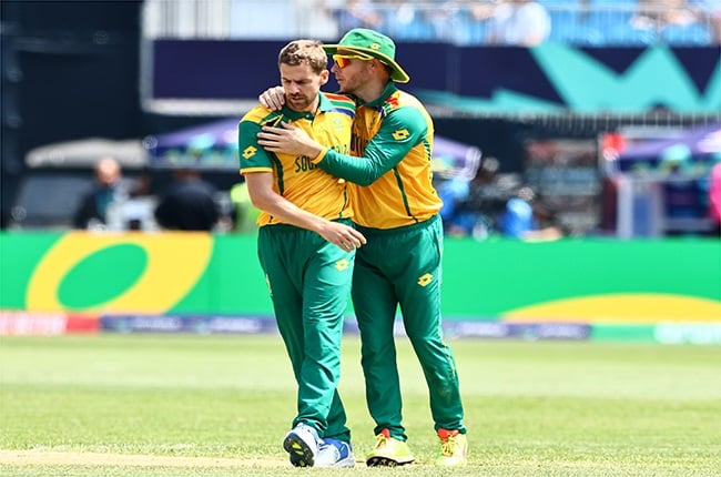 Four-star Nortje leads SA’s World Cup charge as tough pitch raises eyebrows | Sport