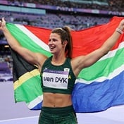 Van Dyk throwing her name into the history books just the jolt Team SA needed to wrap up Paris Games