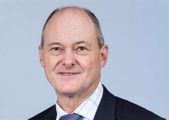Sanlam  CEO Paul Hanratty agrees to extend term