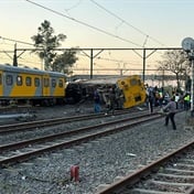 25 injured as Western Cape train derails