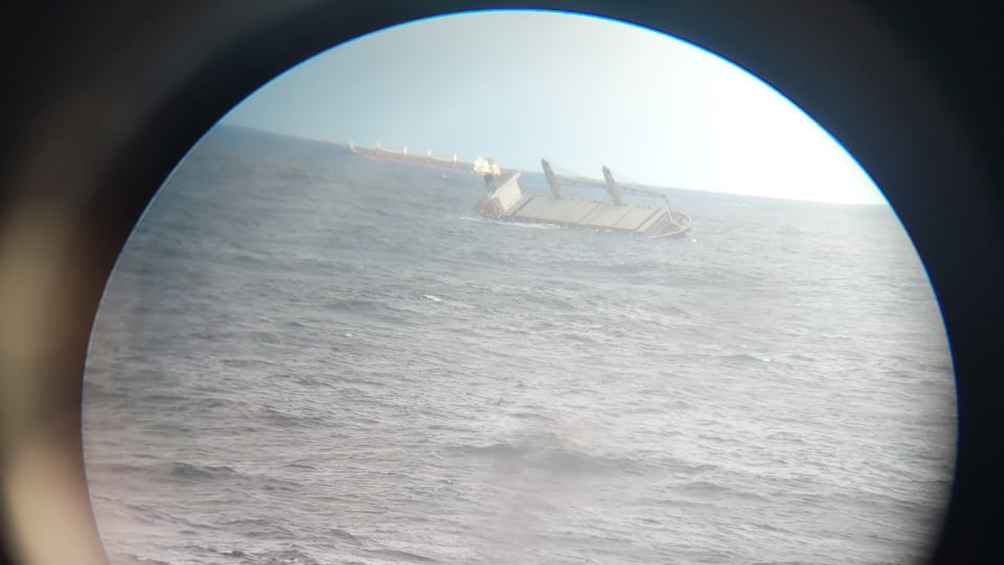 News24 | Stricken cargo vessel runs aground amid salvage efforts as adverse Western Cape weather continues