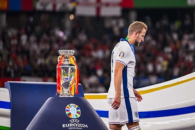 Sport | England's Euro 2024 final loss 'will hurt for a long time', says dejected Kane