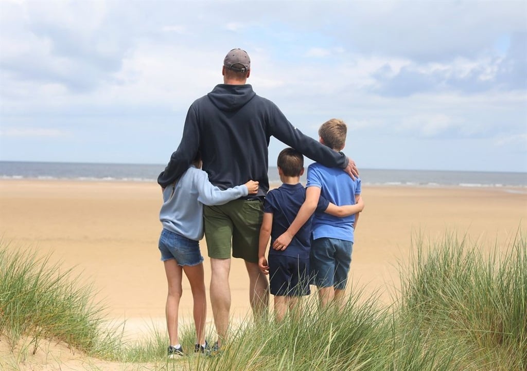News24 | Princess Kate captures heartwarming Father's Day moment: Prince William and kids embrace by the sea