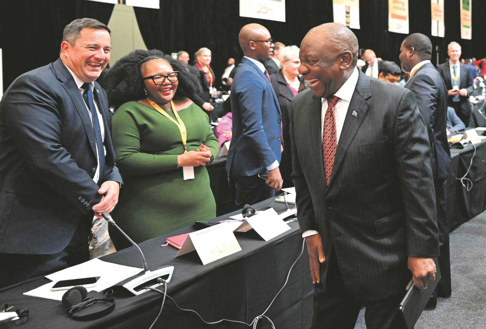 President Cyril Ramaphosa with DA leader John Steenhuisen and DA chief whip Siviwe Gwarube at the first sitting of the National Assembly. (GCIS)